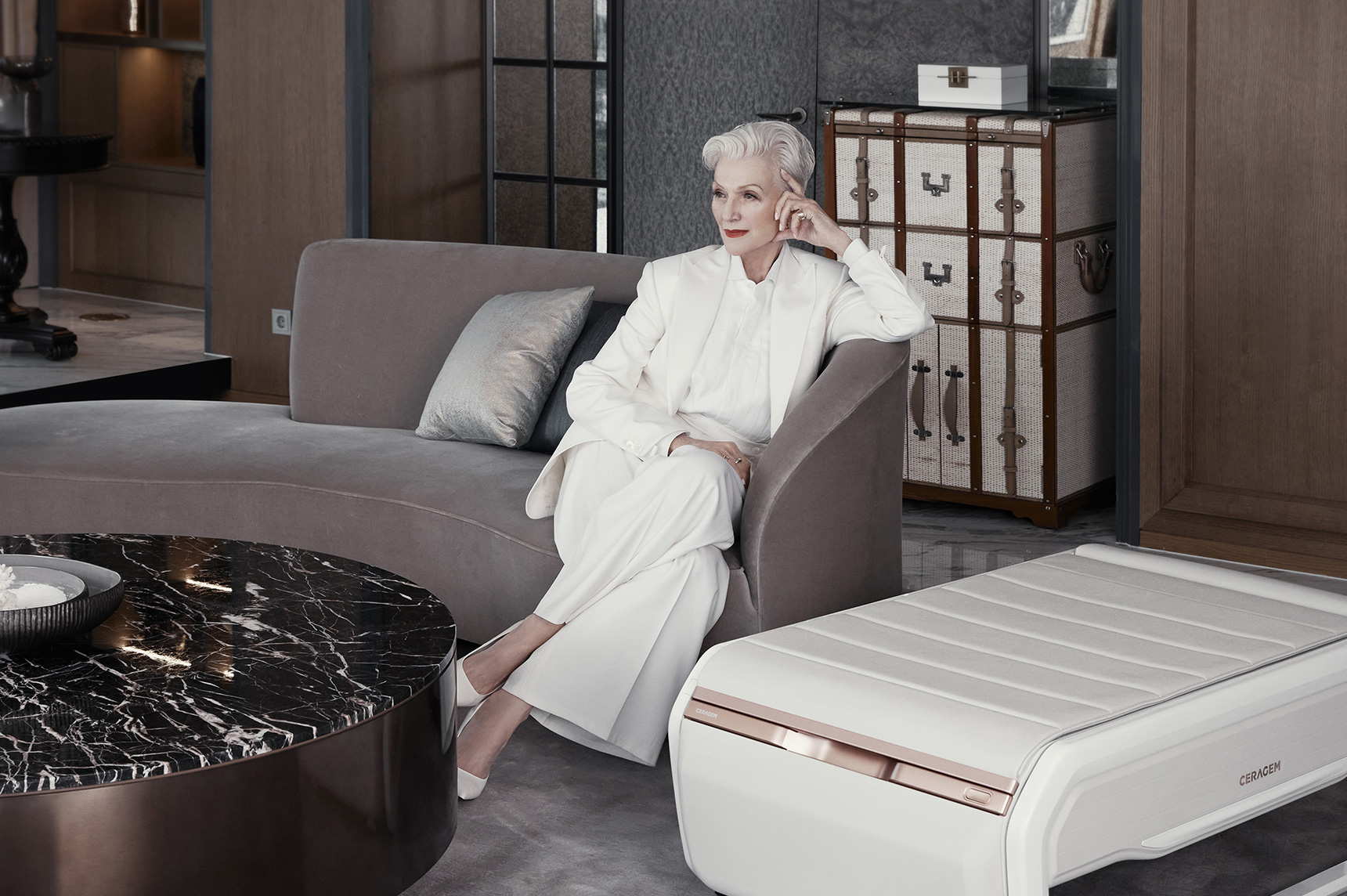 세라젬 글로벌 앰배서더 MAYE MUSK 큰 사진02